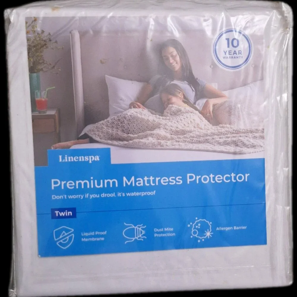 NEW Linenspa Premium Mattress Protector / White / Twin Size